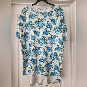 Lularoe, Irma top, Size Small